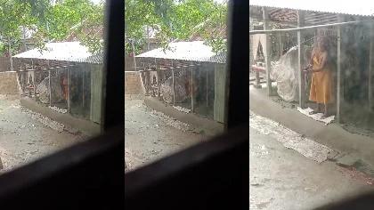 Neighbour Wife Hot Boobs Bathing Secretly Captured Part-5