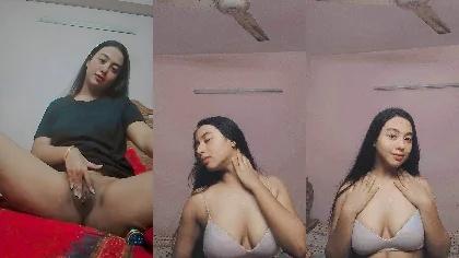 Sexy Girlfriend Dancing & Suck Dick Part-1