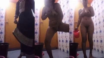 Hot Desi Wife Fingering Pussy When Bathing Full Nude