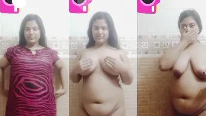 Bigbooby Bengali Babe Showing Pressing Licking Boobs Part-1