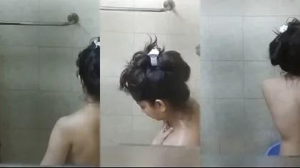 Bd Cousin Brother Record Her Sexy Cousing Sister Bath Vidoe Secretly
