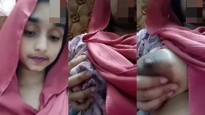 Desi Gf Squeezing Big Boobs On Vc With Bf 🔥