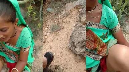 Village Bhabi Having Affair With Neighbor Outdoor