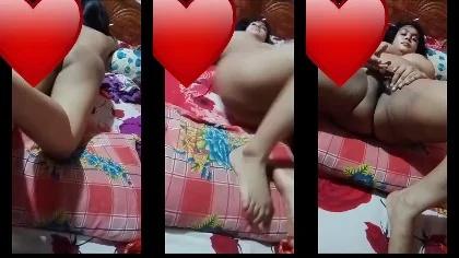 Bigboob Horny Bhabi Showing Wet Pussy After Fingering