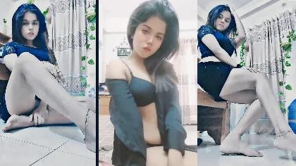 Bangladeshi Horny Babe Dancing Nude Striping Pussy Fingering Hard With Sexy Expression