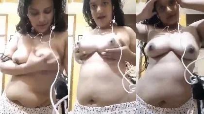 Horny Bangla Girl With Dirty Banglatalk