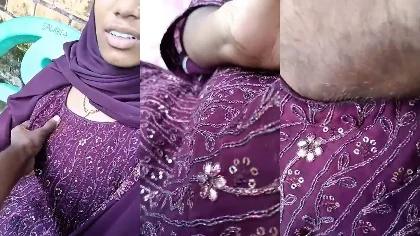 Bd Lover Romance In Park Lip Kissing And Boobs Presssing